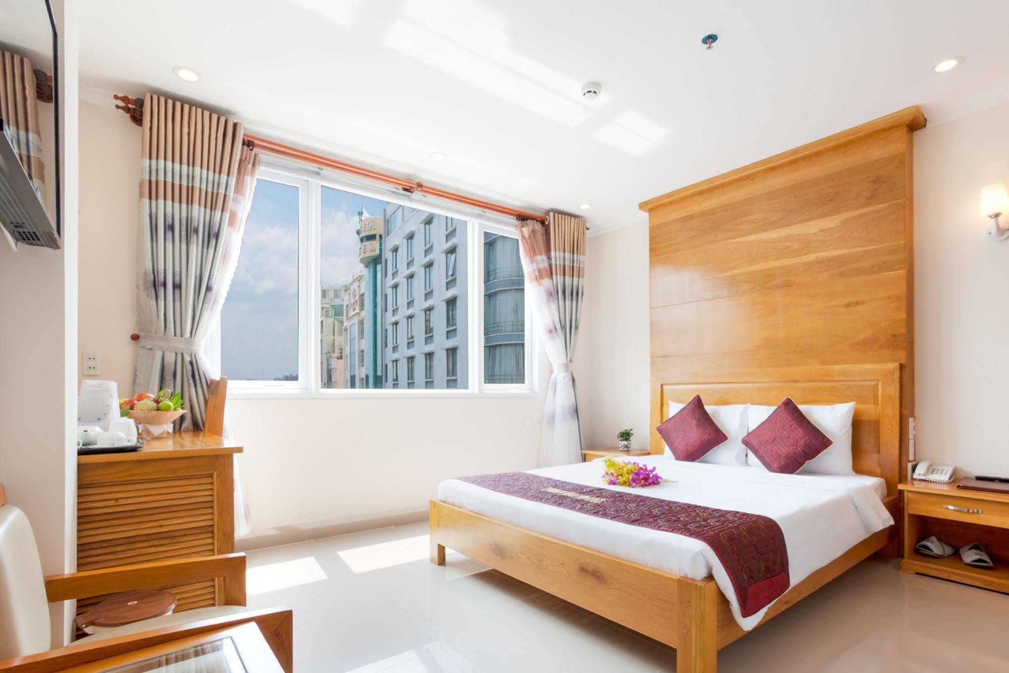 เทียนไห โฮเต็ล Hotel โฮจิมินห์ซิตี้ ภายนอก รูปภาพ
